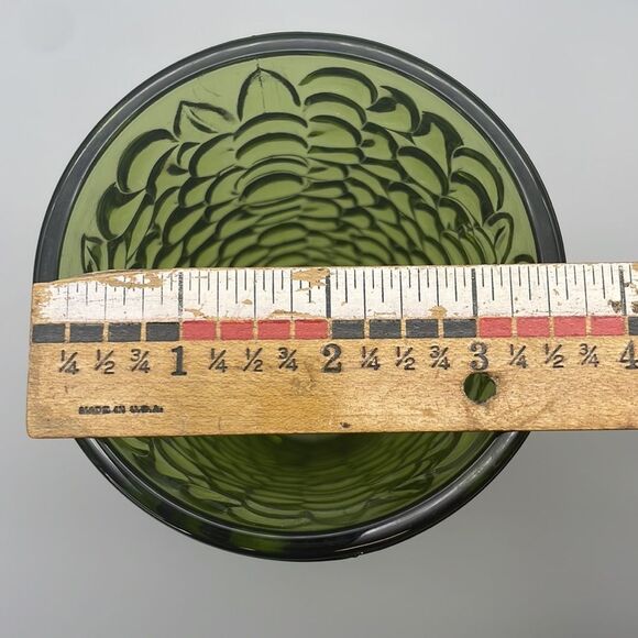 MCM Indiana Glass Vase Pressed Grape Pattern Avocado 1970s - Picture 15 of 16